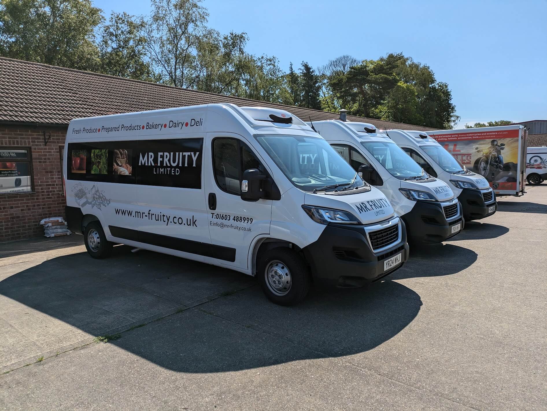 Soanes Signs of Norwich - Vehicle Graphics - Work Example 34